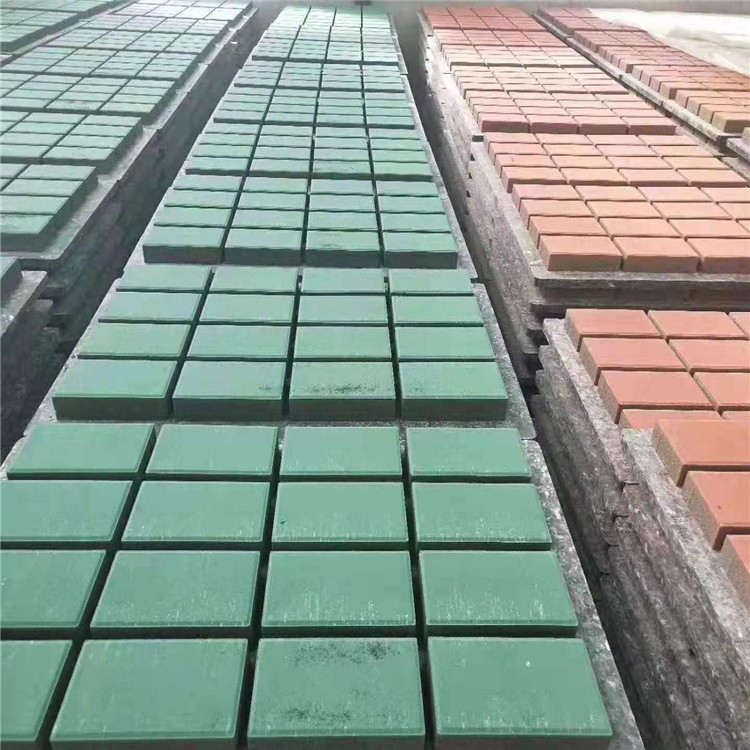 东诚厂家批发 免烧砖托板 砖机纤维板优质厂家
