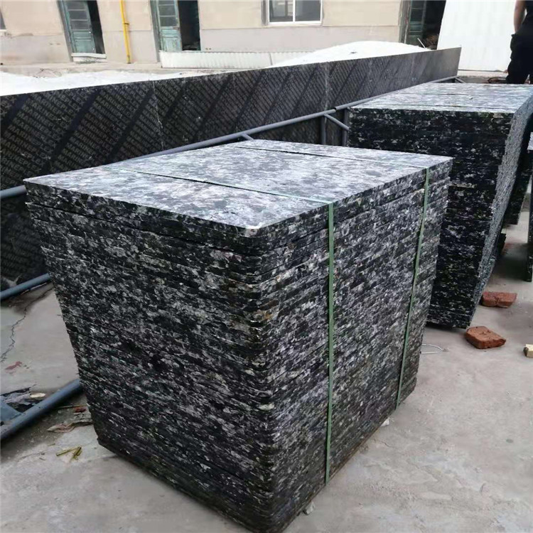 东诚销售砖托板 免烧砖机托板 生产厂家国内高端品牌消费者信得过的好产品