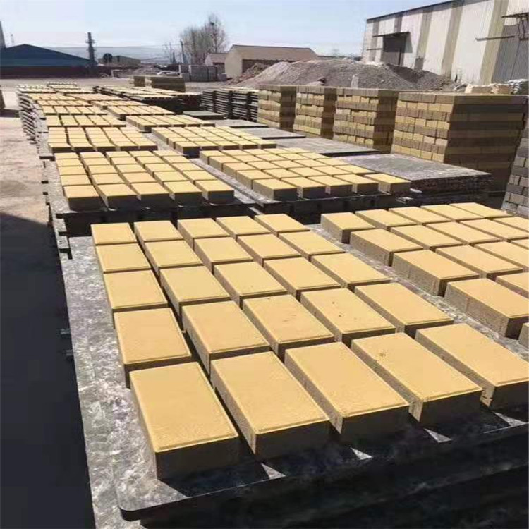 东诚热销砖托板 免烧砖机托板 可生产加工定制国内大品牌靠谱国内大厂