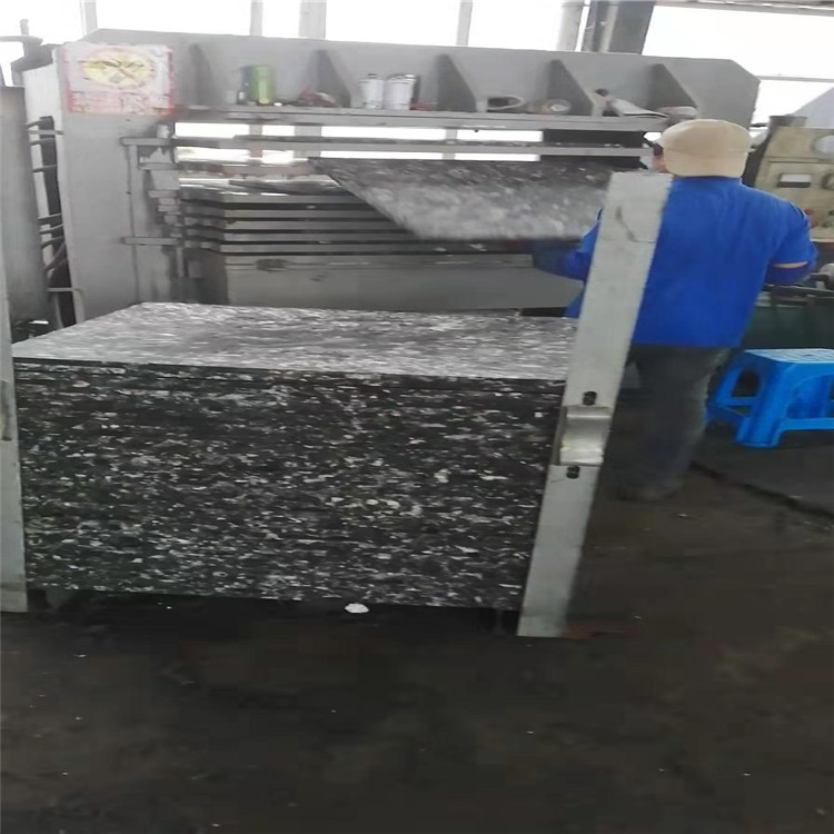 东诚批发直供砖厂砖托板 制砖机托板 规格齐全质量可靠优质砖机GMT托板