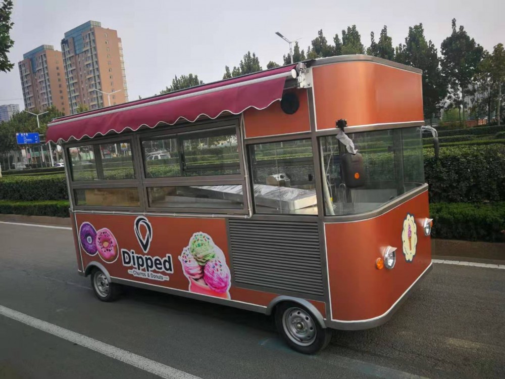 早餐车 烧烤车 四轮电动餐车 多功能美食车 厂家直销 价格低质量好