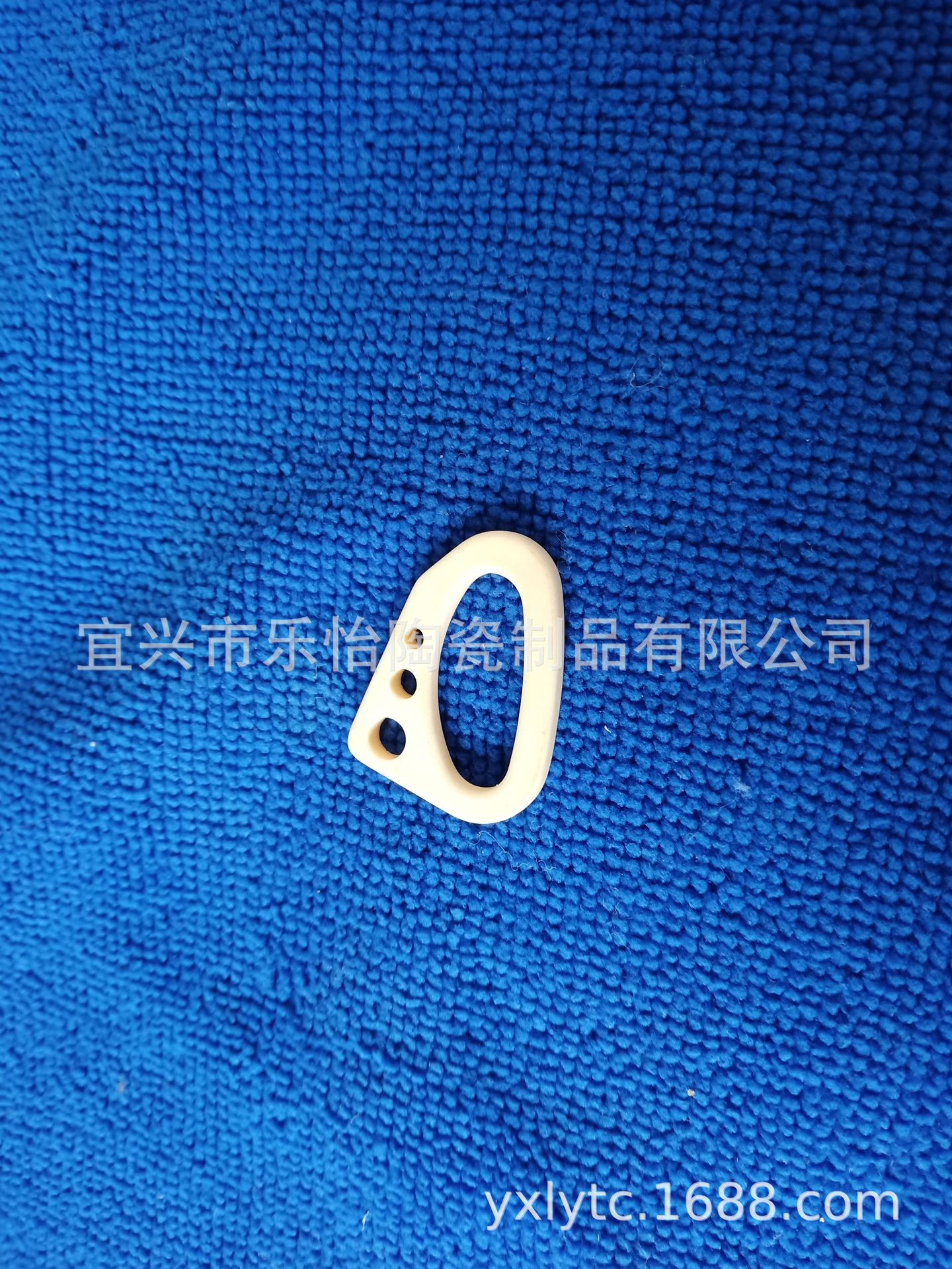 定制高耐磨绝缘氧化铝陶瓷片 批发工业固定耐用电子陶瓷配件