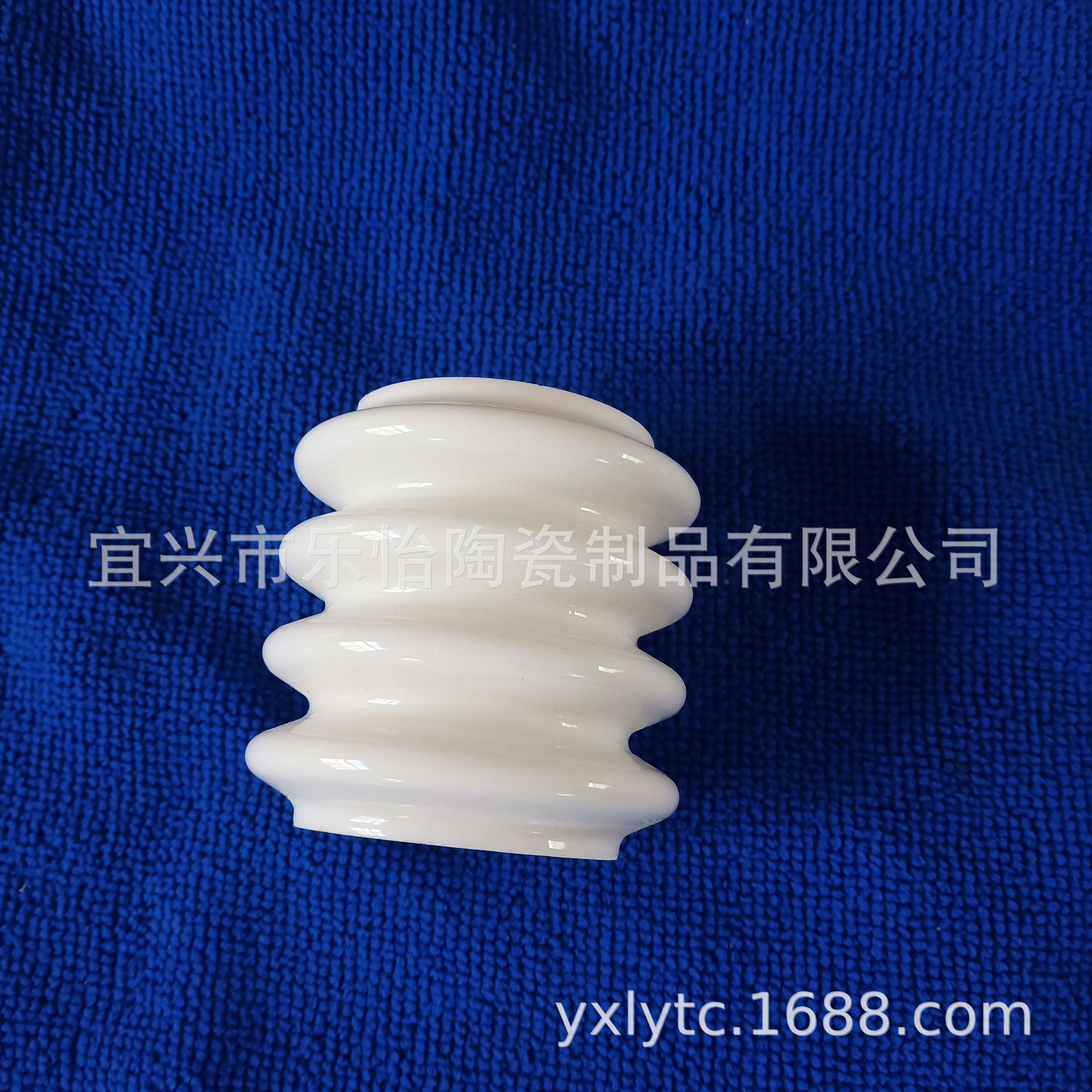 油烟净化设备氧化铝陶瓷绝缘子净化器陶瓷配件陶瓷绝缘柱可定制
