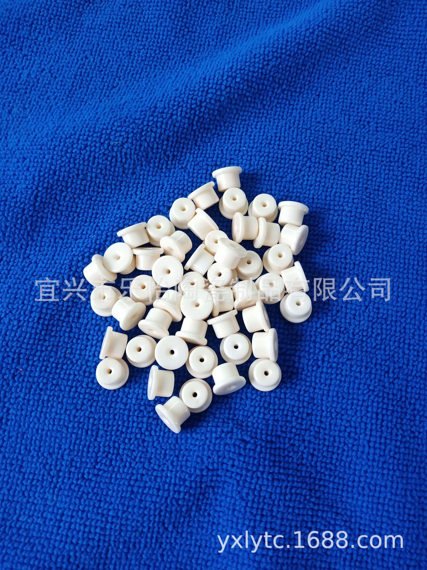 纺织陶瓷，氧化铝陶瓷，氧化铝瓷件，氧化铝陶瓷片