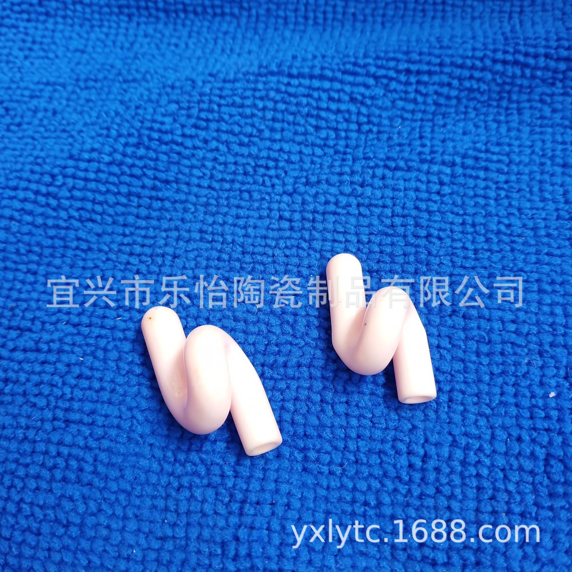 耐磨氧化锆陶瓷管工业绝缘95氧化铝陶瓷棒定制异型陶瓷件