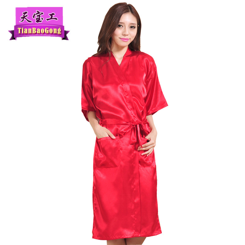 沧州纯色晨袍 伴娘礼服纯色晨袍 天宝工丝绸睡袍商家