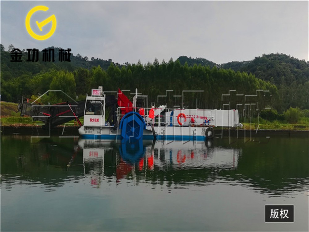 苏州蟹塘专用水上清洁船 漂浮物清理 保洁船定制