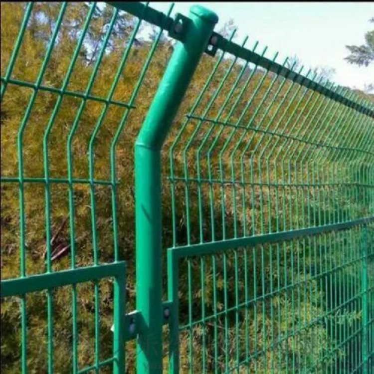 梅县区批发护栏网耐腐蚀