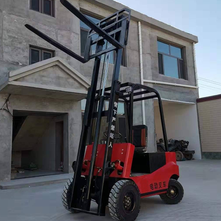 厂家直销 2吨四轮电动叉车 座驾式环保电动升高叉车 小型电动叉车