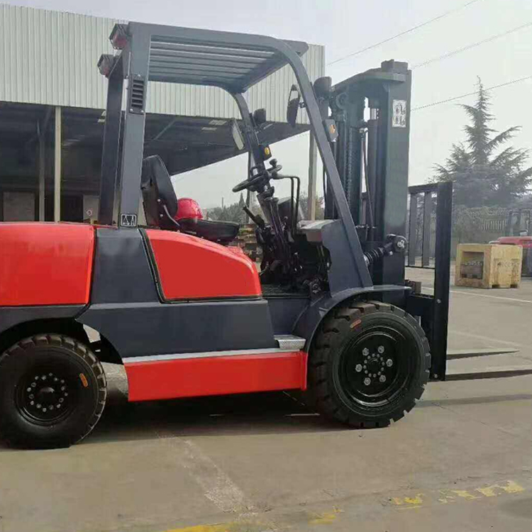滏恒厂家直销 四轮电动叉车 座驾四轮式环保电动升高叉车小型电动叉车