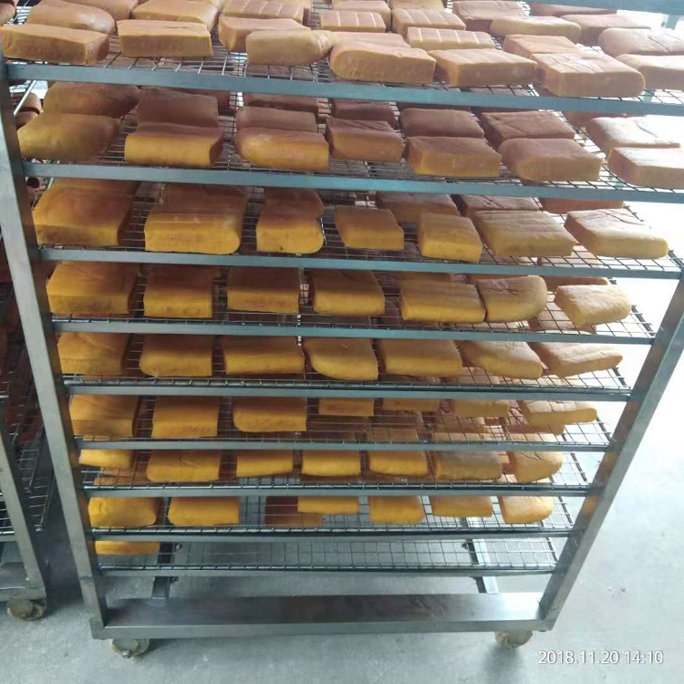 阿克苏豆干烟熏炉    烟熏豆腐干机器价格  手动烟熏炉制造商