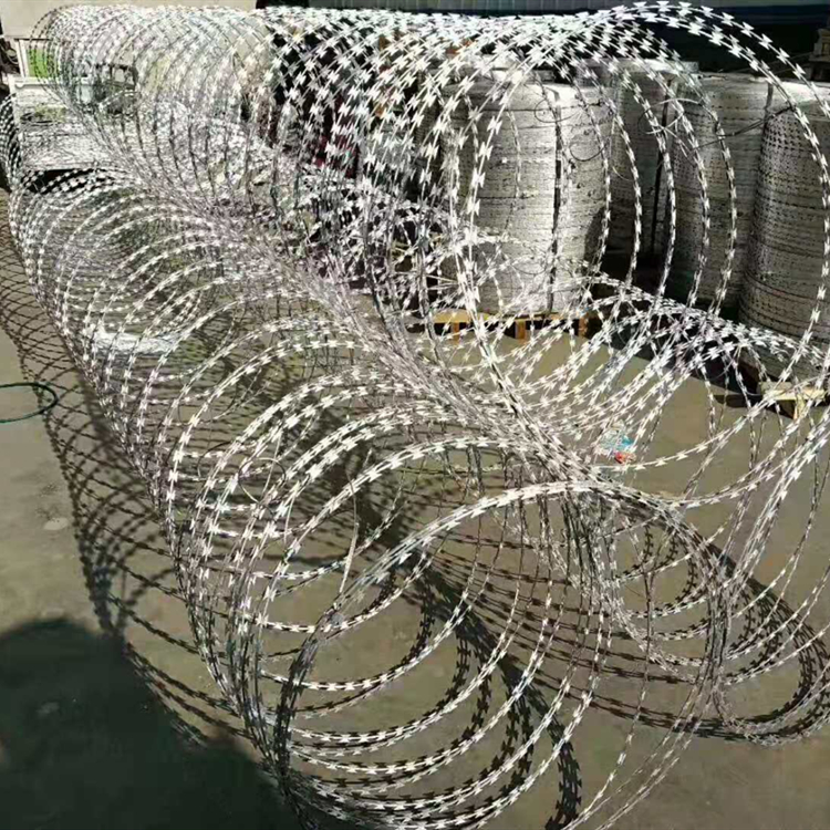厂家供应 学校防盗防爬耐腐蚀刀片刺绳  可定制飞腾刀片刺绳