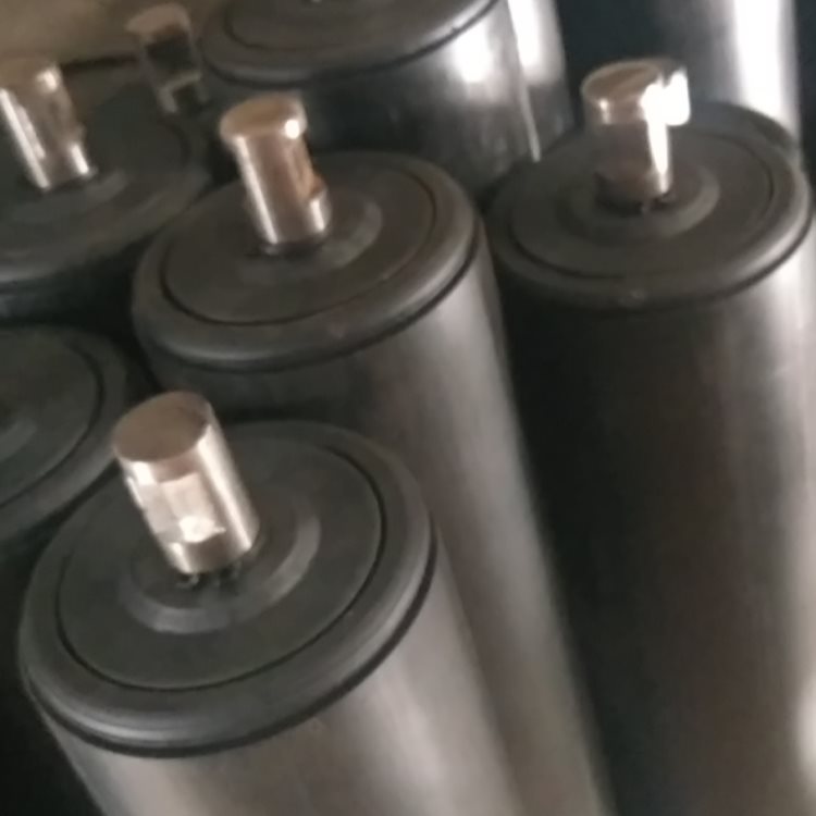 定制各种规格托辊_133×525槽型托辊_山峰塑化_诚信企业