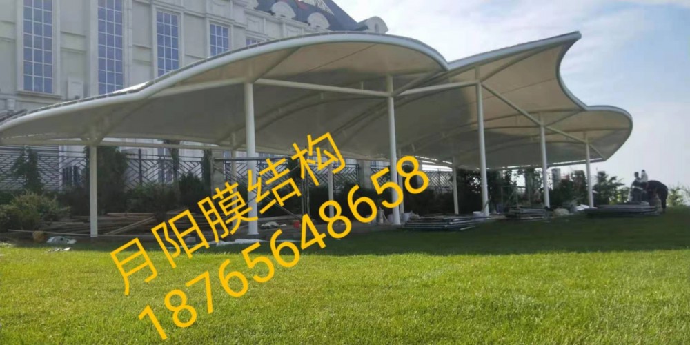张拉膜体育看台_膜结构体育看台_大型运动场遮阳棚—操场看台