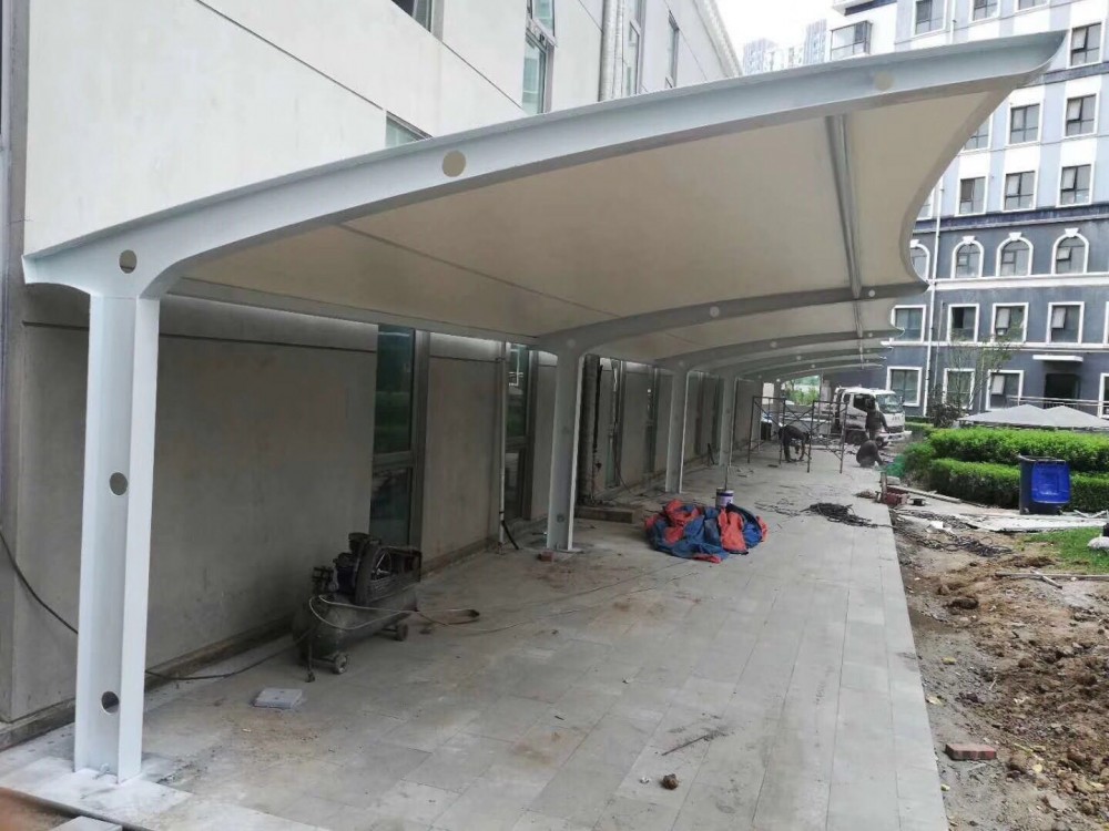测量安装汽车充电桩停车棚_公交车汽车充电站_膜结构停车棚_汽车棚