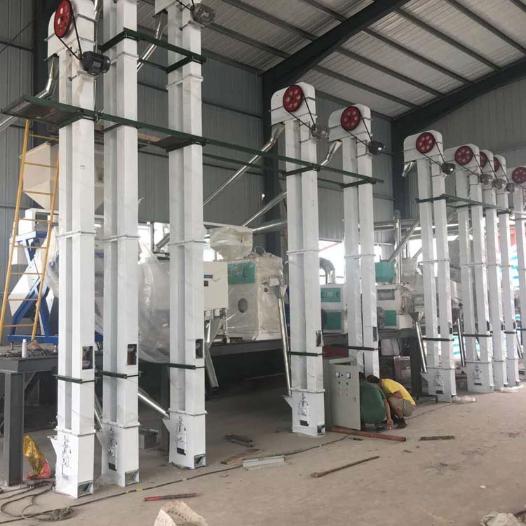 30吨粮食加工小型家用碾米机设备 大米加工新型成套组合碾米机