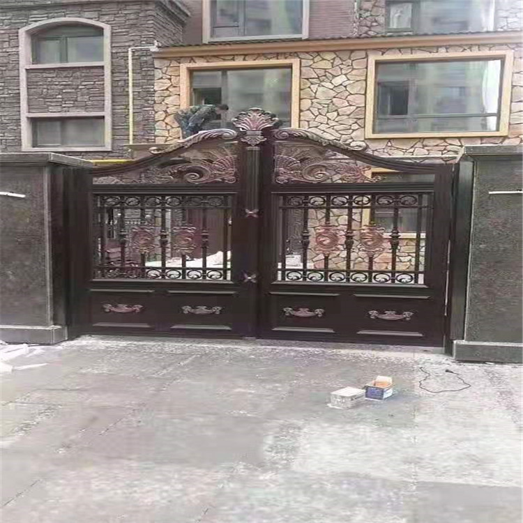铝艺大门厂家_智能遥控庭院门