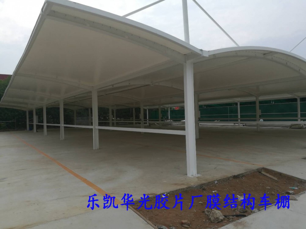 河南南阳膜结构自行车棚  体育看台