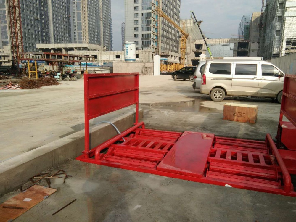 江苏自排泥洗车机滚轴洗轮机 八轴四轴全自动滚轮式洗车机 工程车辆自动冲洗洗轮机
