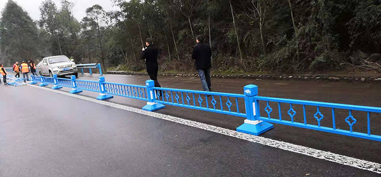 道路护栏加工 潍坊加工 种类齐全