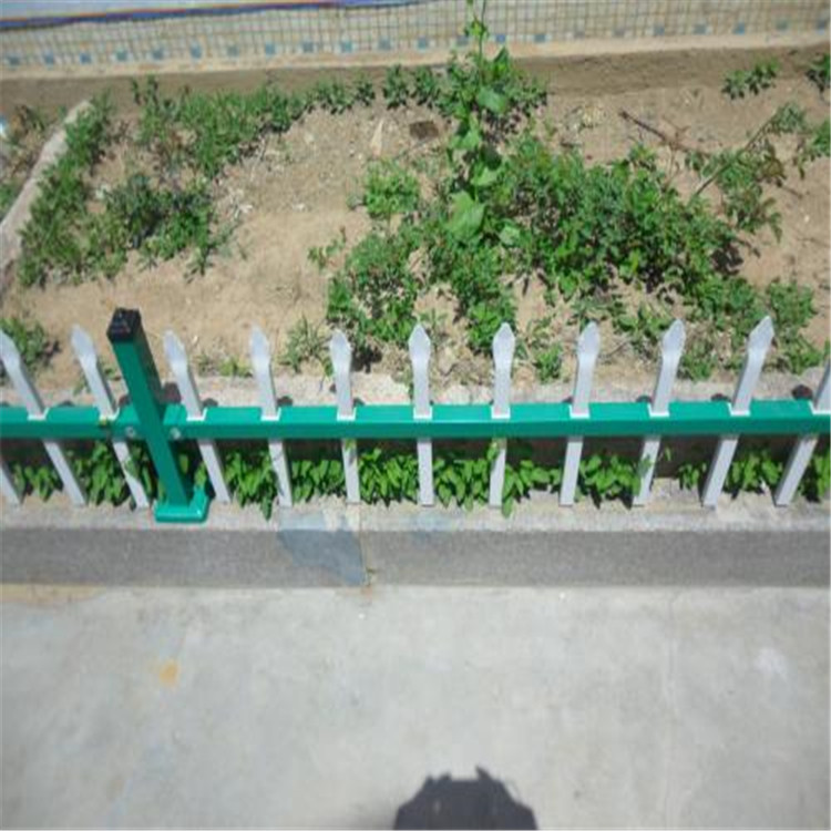 厂家直销锌钢草坪护栏_市政道路绿化带隔离栏_花坛折弯栅栏