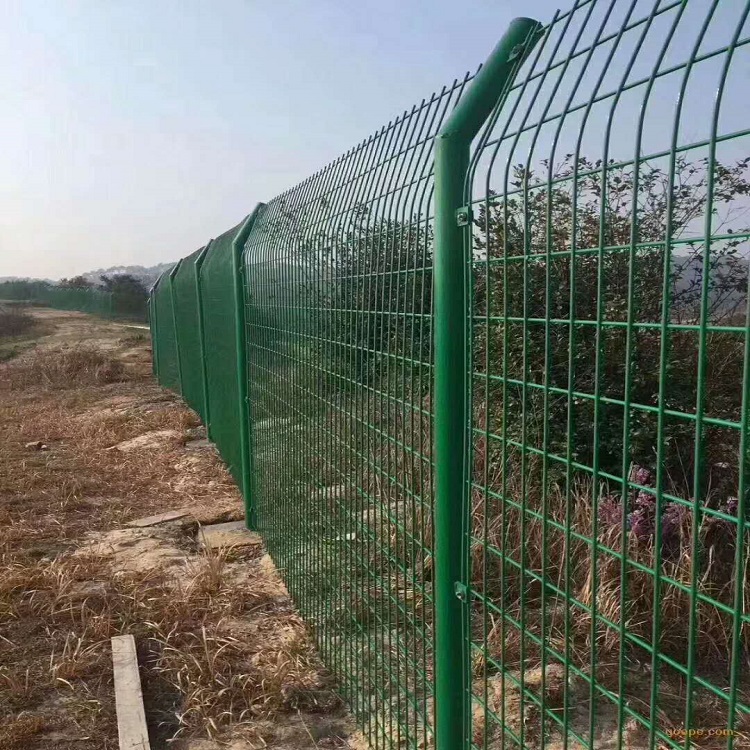 汕头市围栏网球场围栏网体育场围栏网