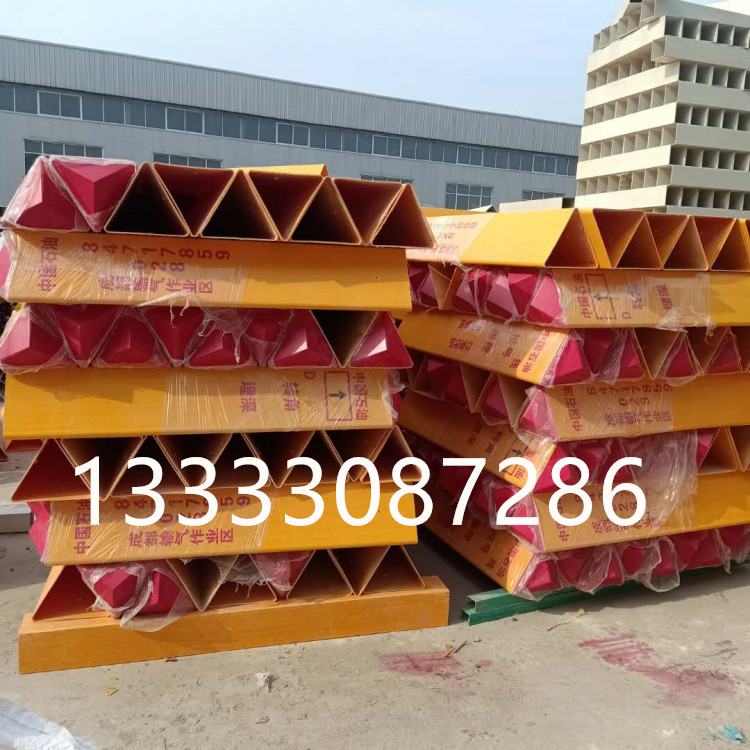 河北正亚玻璃钢120方管标志桩      燃气标志桩    生产厂家