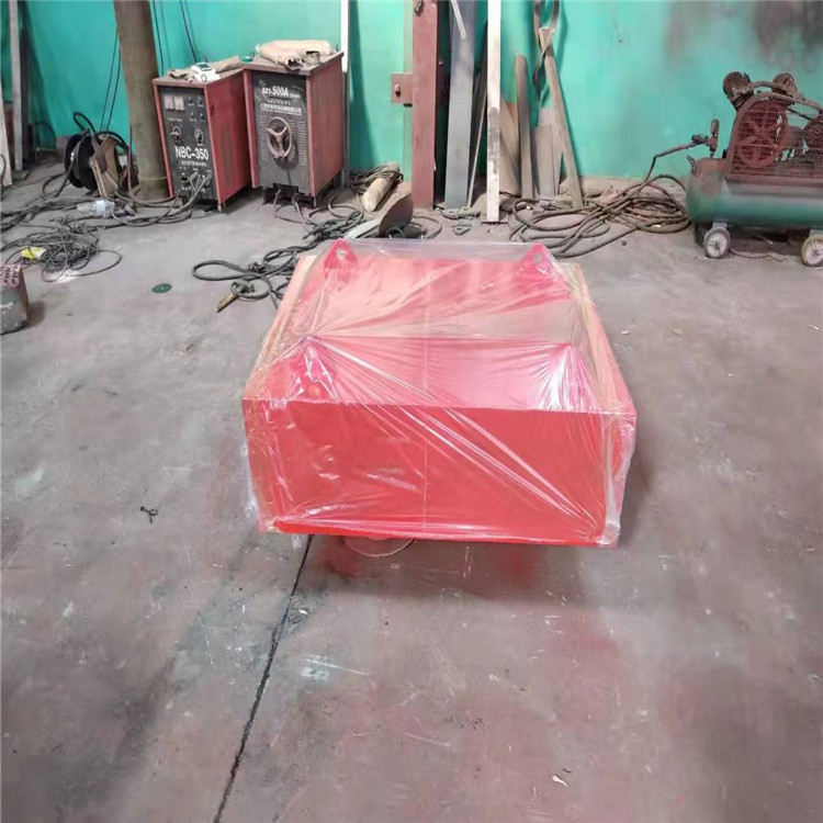 除铁器_永磁磁选机_矩形除铁器_悬挂式皮带除铁器_强磁除铁器