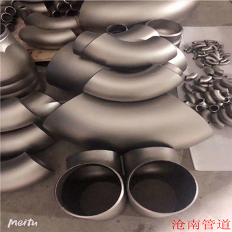 山东焊接弯头 DN200PN1.0 碳钢90度冲压弯头 沧南管道现货批发