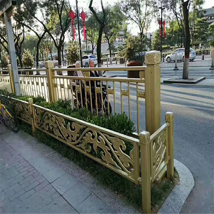 道路护栏加工  大量加工道路防护栏  防撞护栏厂家