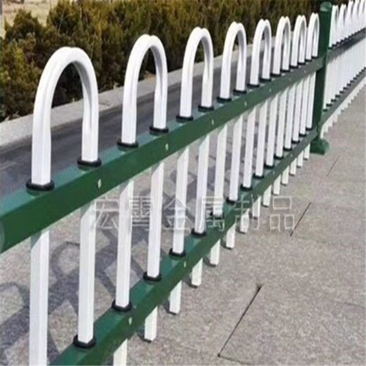 镀锌草坪护栏 钢管绿化围栏 镀锌管花园护栏 绿化带锌钢草坪护栏