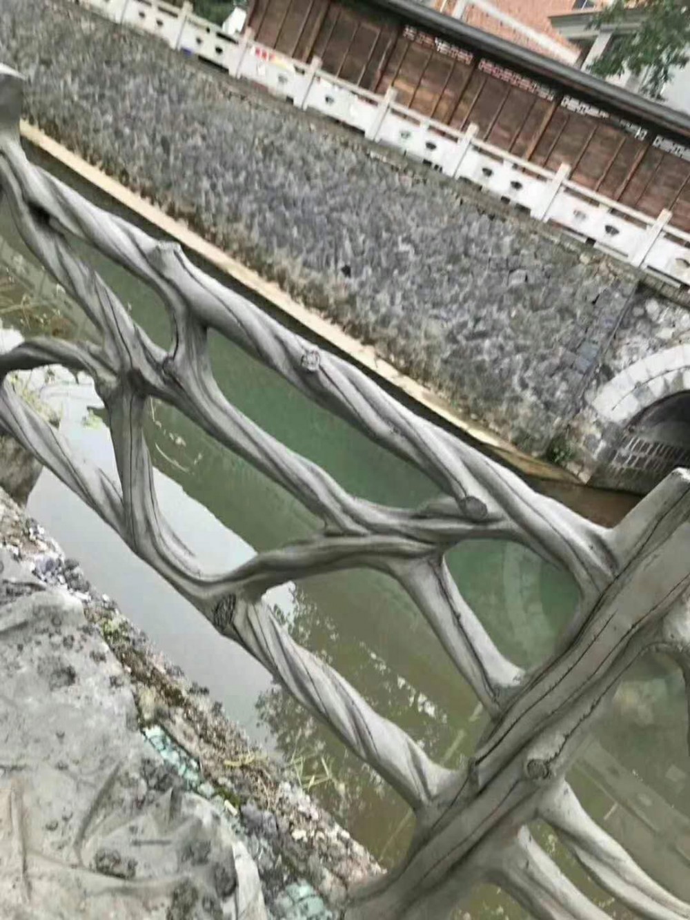 仿树藤栏杆 湘岩园林景观假山施工团队