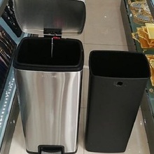 大量批发成都塑料分类垃圾桶 不锈钢垃圾桶 脚踏垃圾桶 塑料垃圾桶 清洁用品 酒店用品 一次性用品 服务车 果皮箱 垃圾桶 厂家直销 物业用品 服务车 户外果皮箱