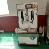 西藏半自动液体肥灌装机 半自动液体肥灌装机供应商 厂家直销