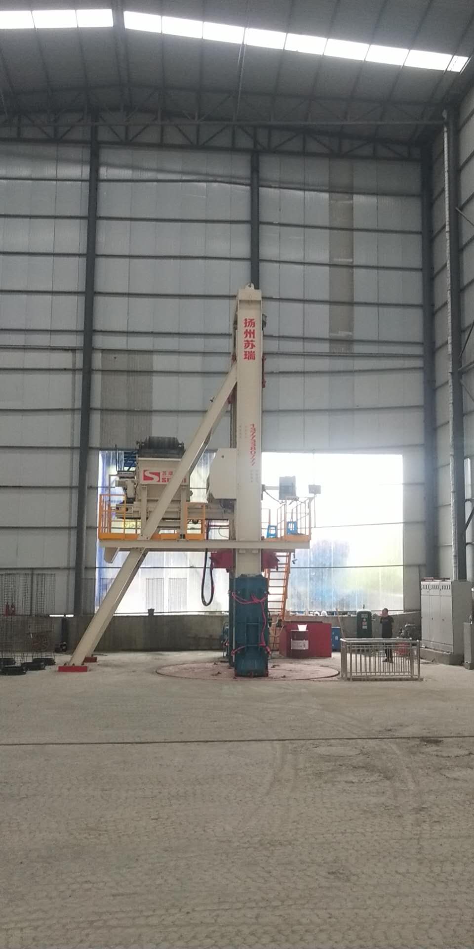 径向挤压制管机