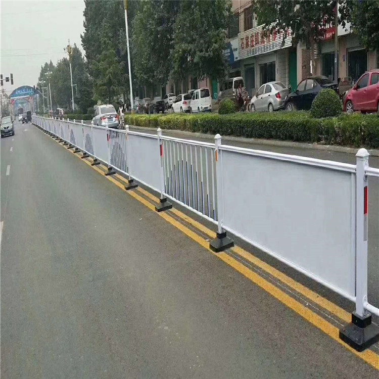 市政护栏 厂家批发市政道路中间隔离护栏 道路隔离防撞栏定制