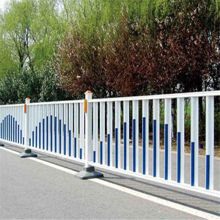 定制城市中间道路市政护栏 交通马路隔离工程 公路人行道市政护栏
