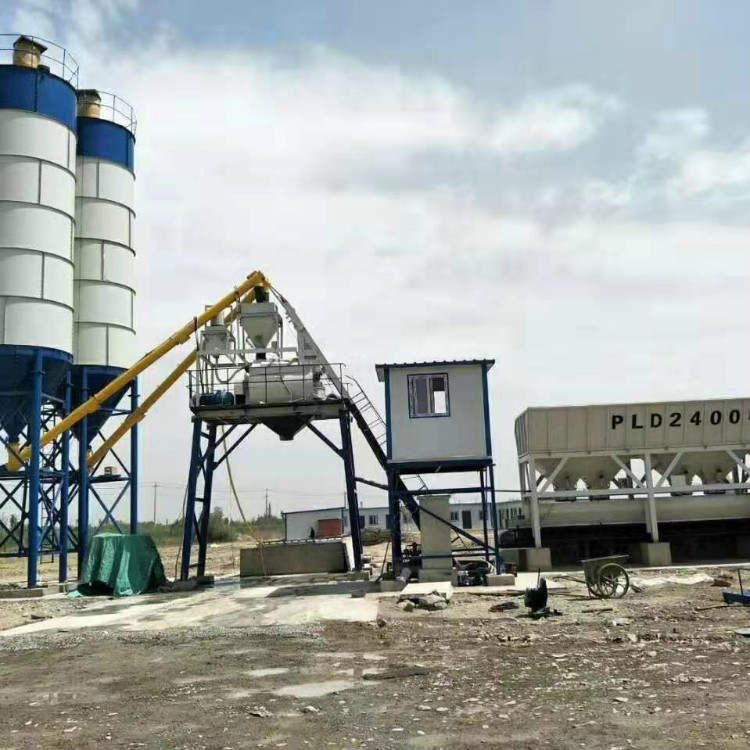 润建混凝土拌合站 混凝土搅拌站生产厂家