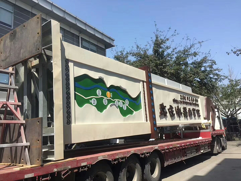 专注广告标识17年                 宣传栏制作厂