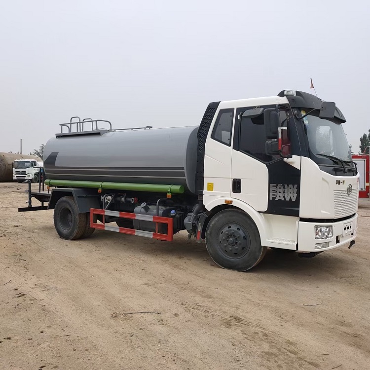 养护洒水车 养护罐洒水车 现货供应洒水车