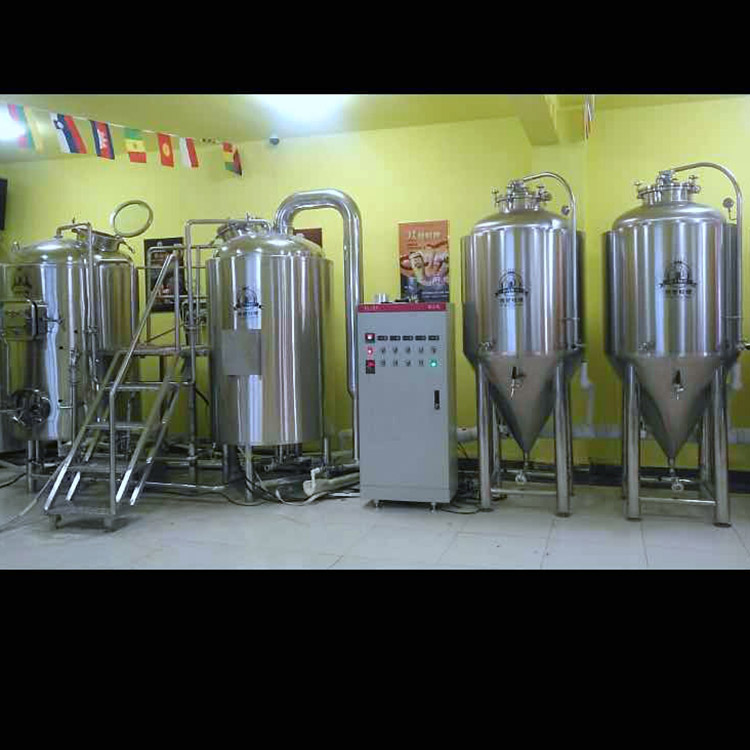 供应小型啤酒设备机 精酿啤酒设备厂家 啤酒设备生产厂家