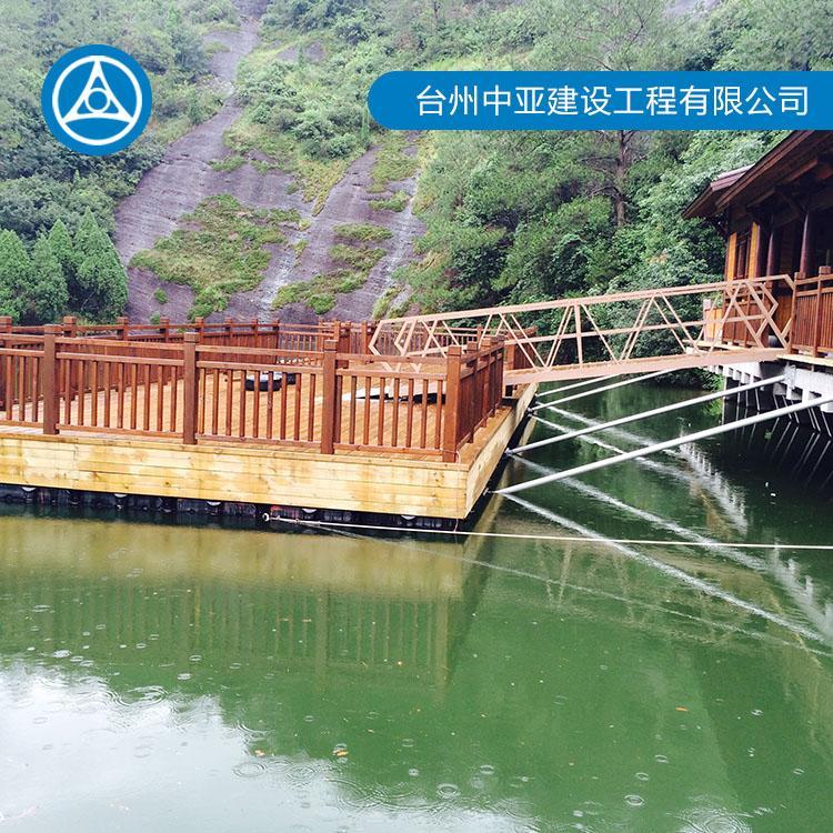 水上工程浮筒厂家 水上游泳池现货 浮筒泳池生产商