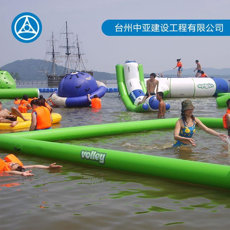 水上工程浮筒厂家 水上游泳池现货 水上游乐设施设计