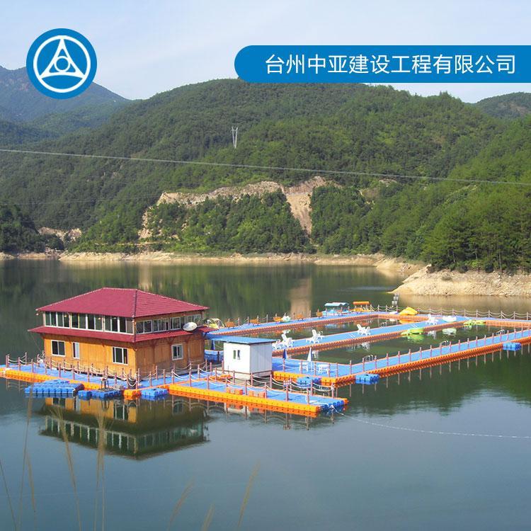 水上工程浮筒生产商 水上游泳池生产商 水上游乐设施休闲