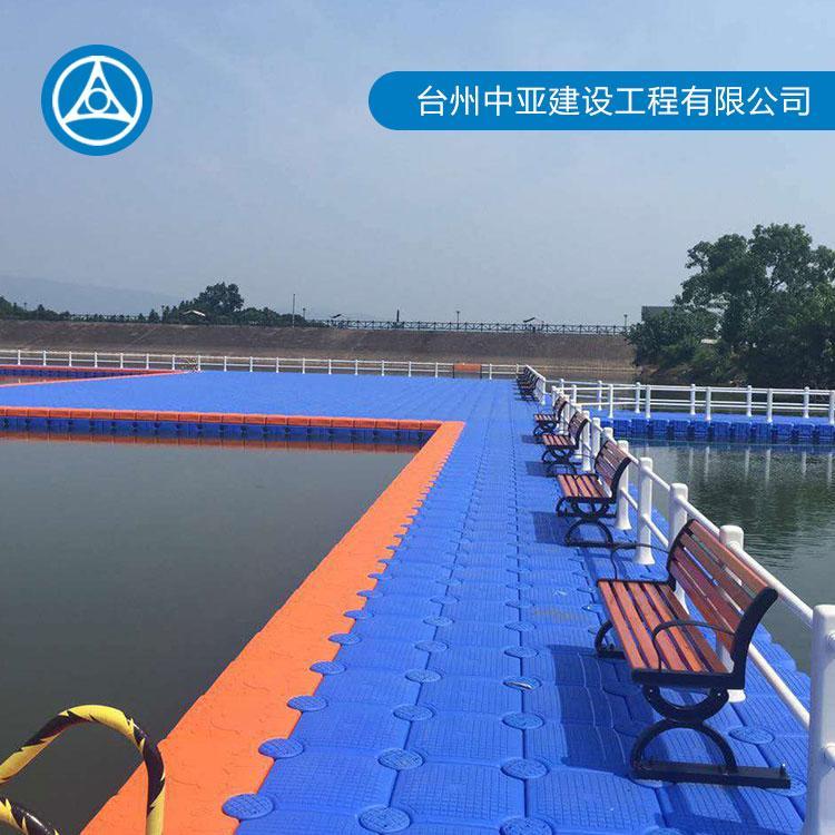 水上工程浮筒生产商 水上游泳池定制 浮筒组合游泳池设计
