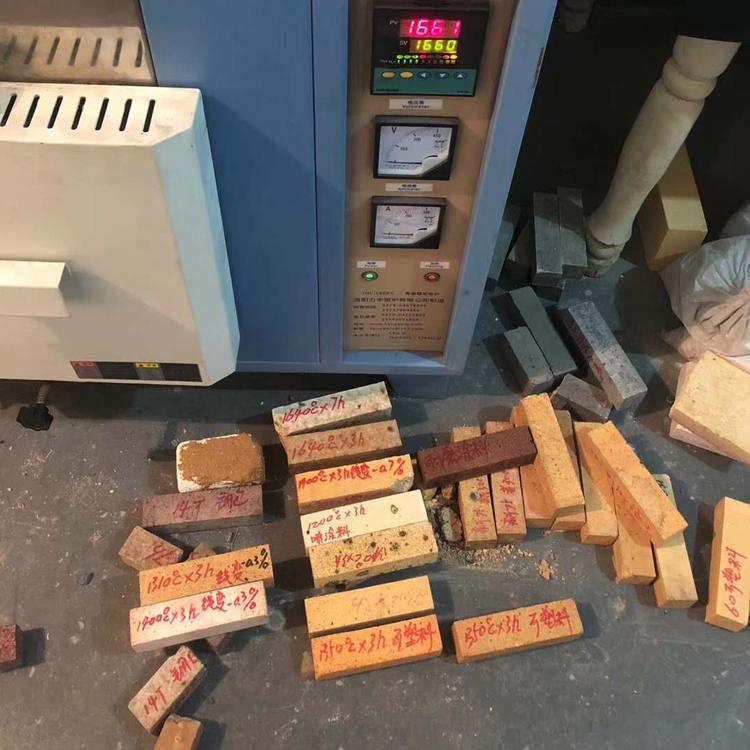 厂家促销零售耐高温高强耐磨浇注料