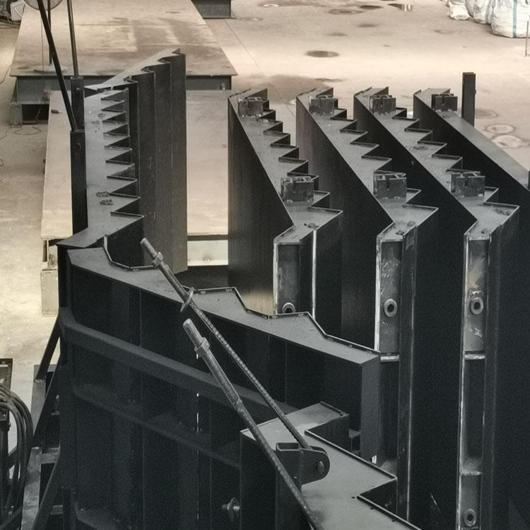 预制楼梯板模具厂家可调式楼梯模具现货供应价格优惠