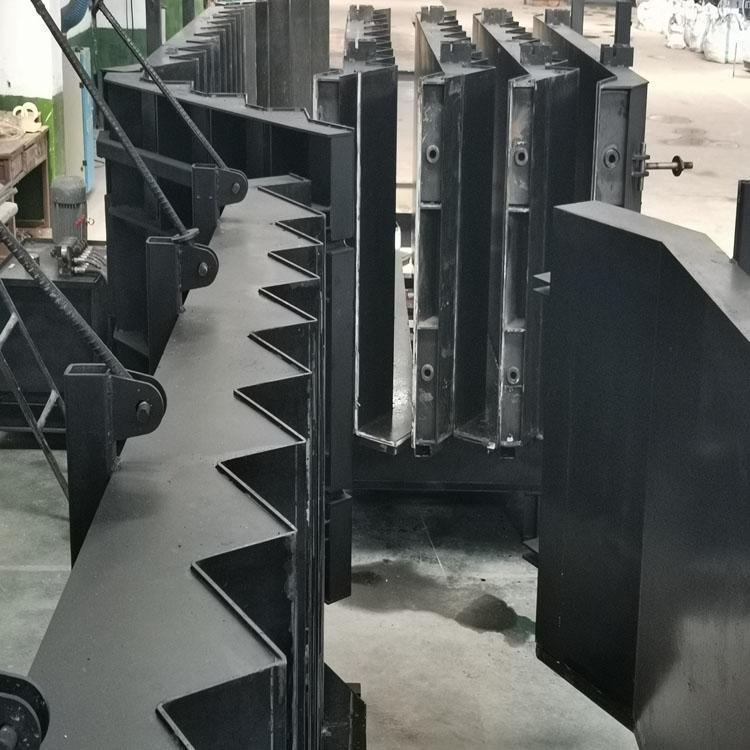 专业厂家直销预制楼梯板模具制造价格优惠