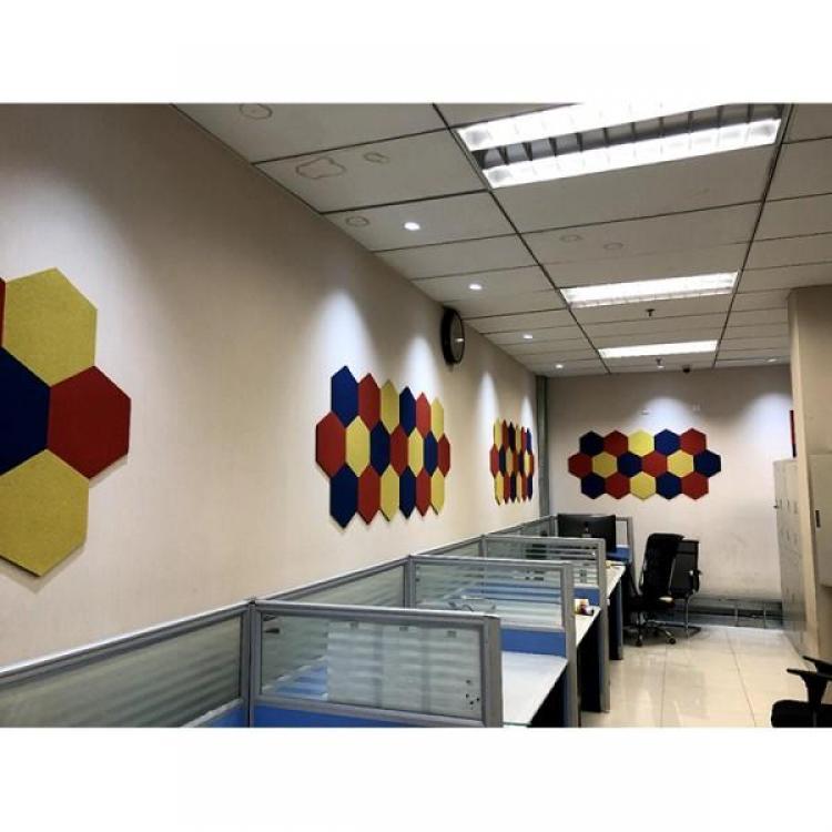 5里软木板施工 软木告示板现货供应