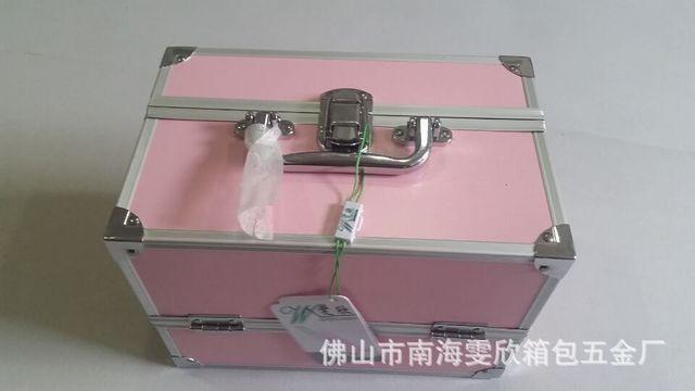 厂家供应1374#化妆箱 化妆箱专业 收纳箱 家用化妆箱  铝箱